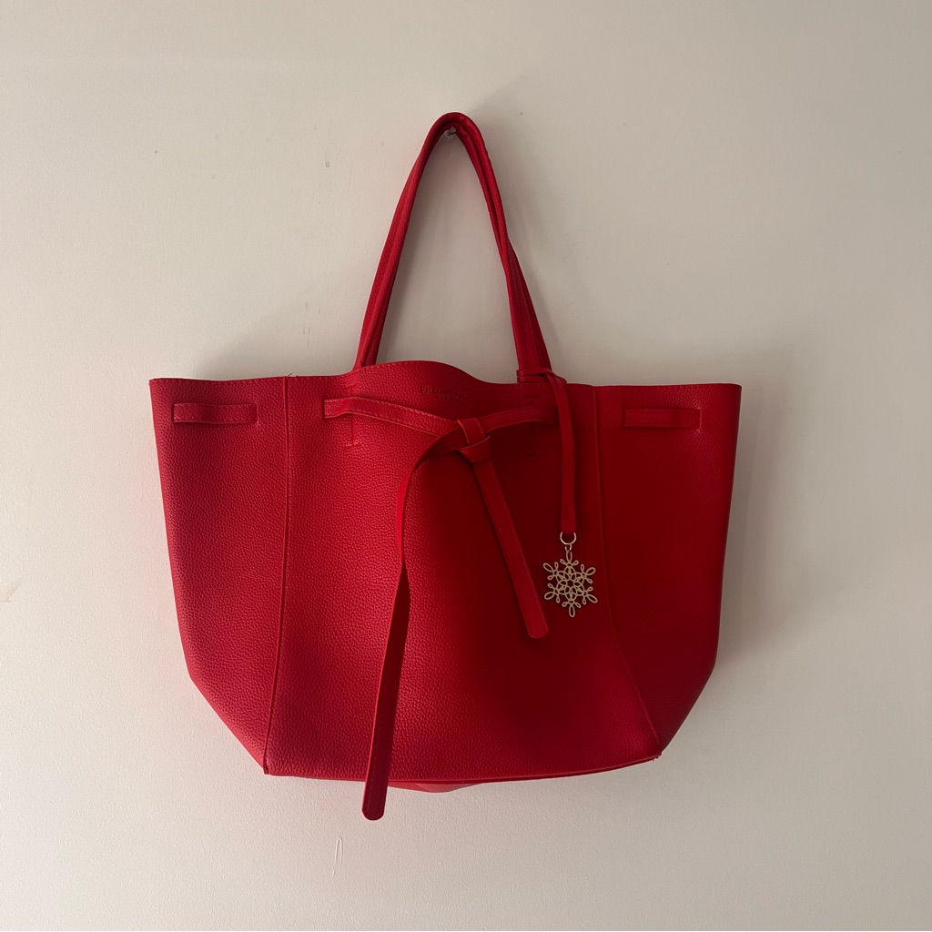 Elizabeth Arden Red Shoulder Bag